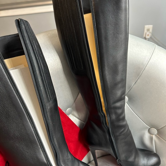 Christian Louboutin Babel 100 Calf Carezza Knee High Leather boots - Picture 11 of 16